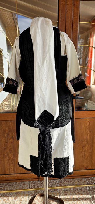 Македонска носия