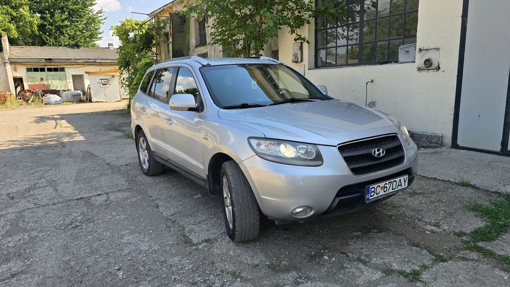 Hyundai Santa Fe 2.2 CRDI (2009) | 7 Locuri