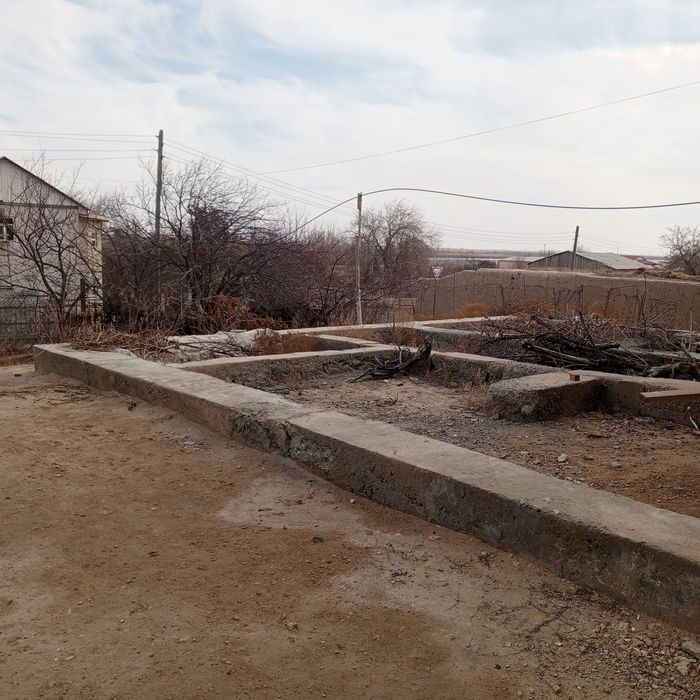 Uy sotiladi 18 soʻtiq sharlavuq