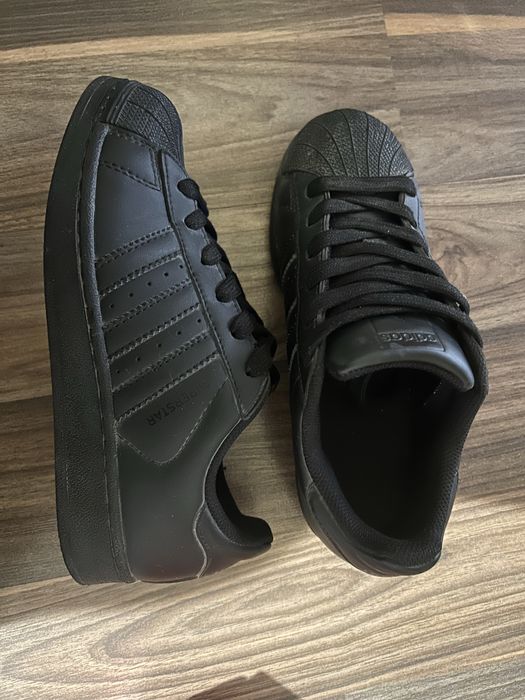 Adidas Superstar