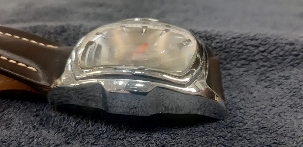 Часовник  AMBER TIME