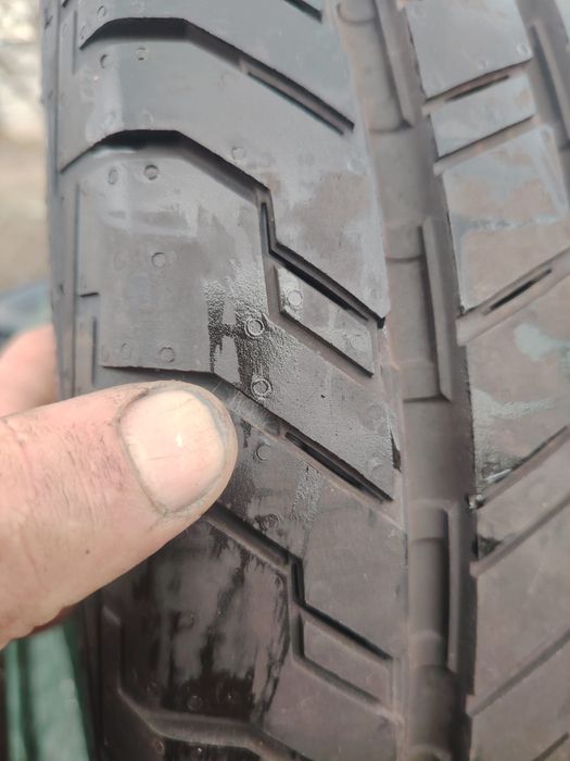 Anvelope continental  215/60/16c