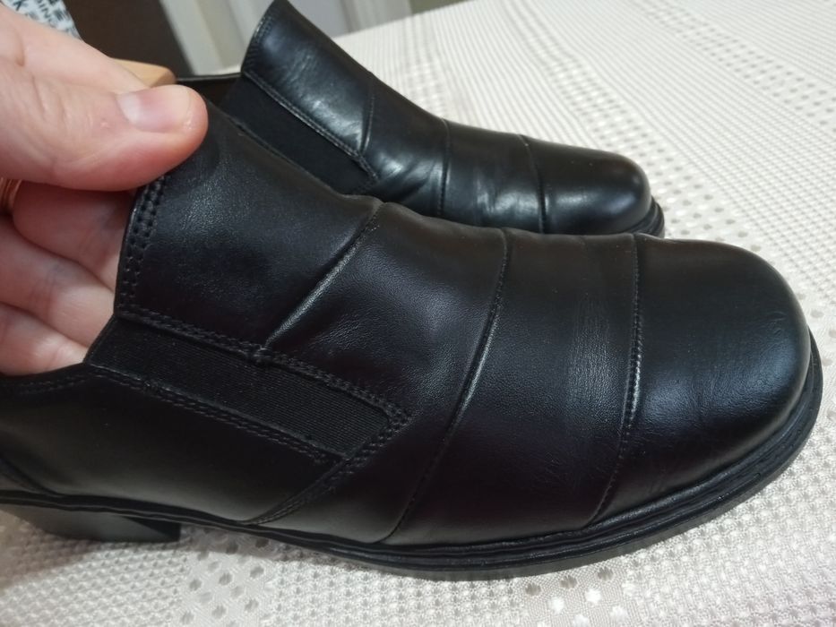 Pantofi  piele naturală Germania mărimea 40