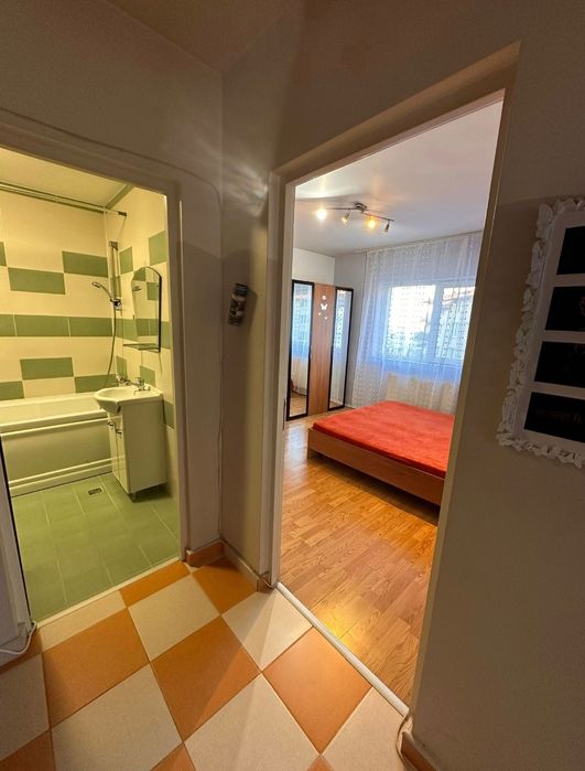 Zona Florilor, 2 camere, intermediat, parcare.