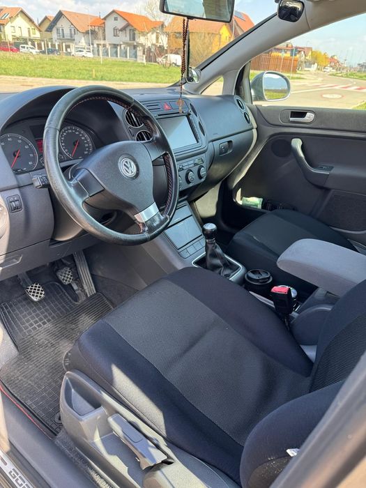 VW Golf 5 Plus (2006) – 1.6 Benzina (MPI) – Ideal Familie / Proprieta
