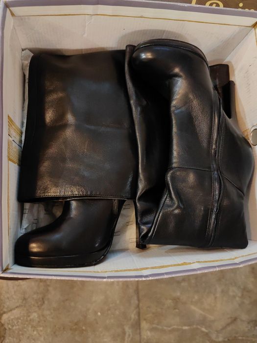 Чизми естествена кожа с висок ток