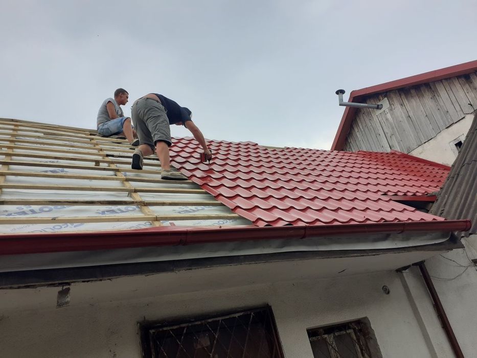 Reparatii acoperișuri de urgență