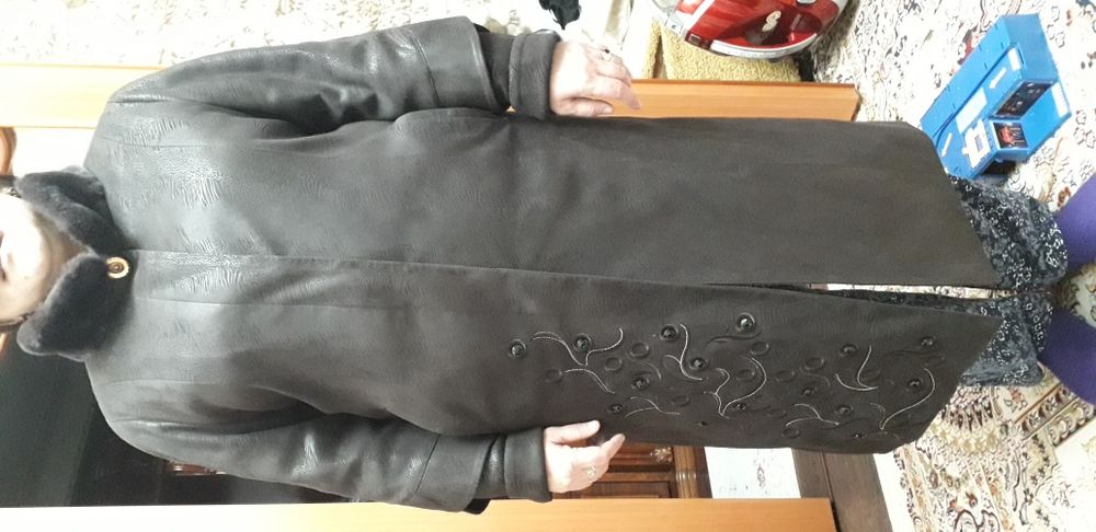 Продам куртку. Размер 50-52.