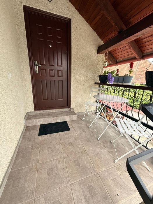 Închirez apartament 2 camere