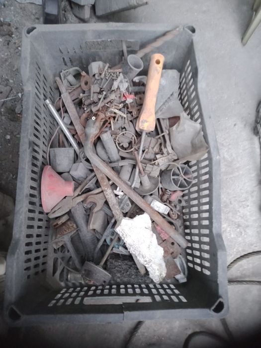 Садовые инструменты.