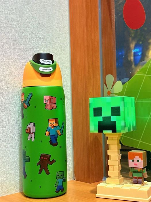 Термос американского бренда Owala Minecraft