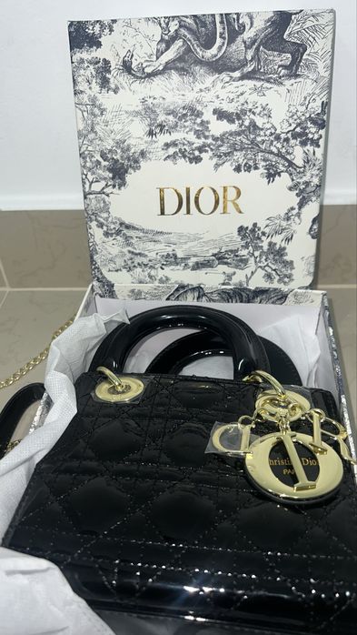 Колекционерска дамска чанта Mini Lady Dior