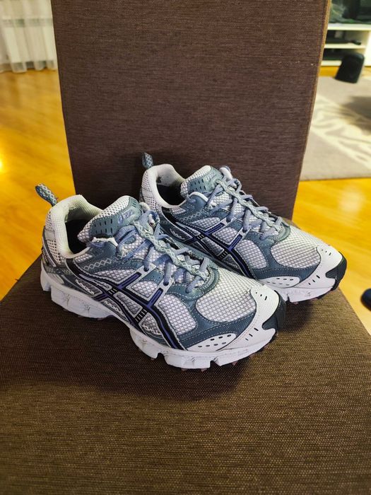 Дамски маратонки ASICS GEL-Trail Lahar GTX (GORE-TEX).
