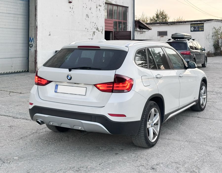 BMW X1 2015 — imagine 5