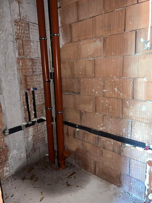 Продава се Тристаен апартамент в Пловдив, Остромила - 104 кв.м за 711 €/кв.м - Снимка #3