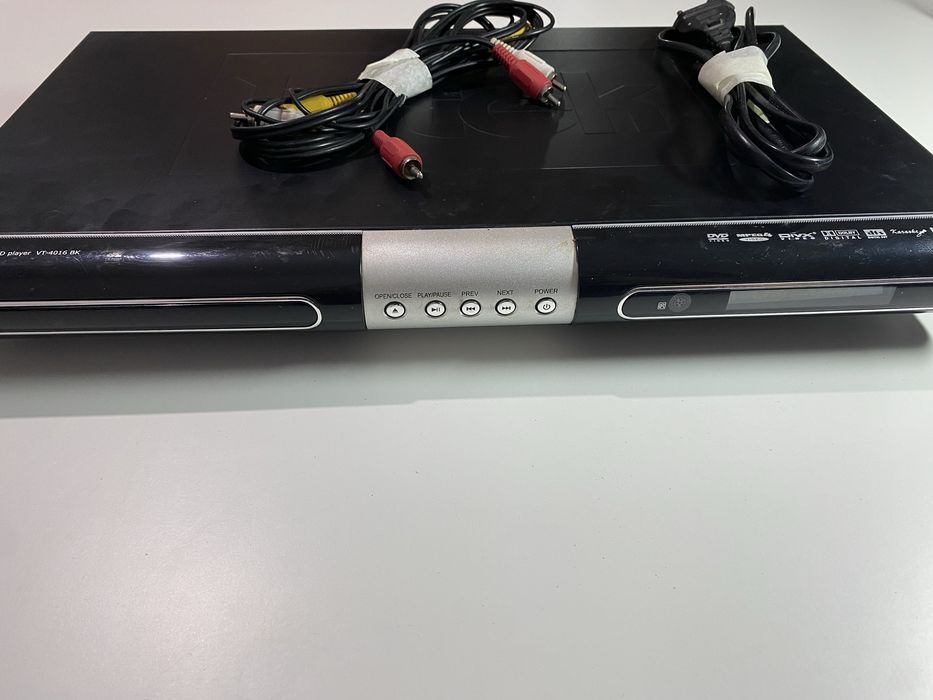 Dvd плеер в хорошем состоянии