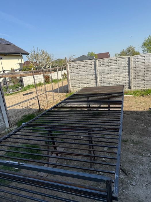 Confectii metalice,Panouri Gard,Porti balamale si  Role,Usi Garaj,balustrade balcon,maini curente scara