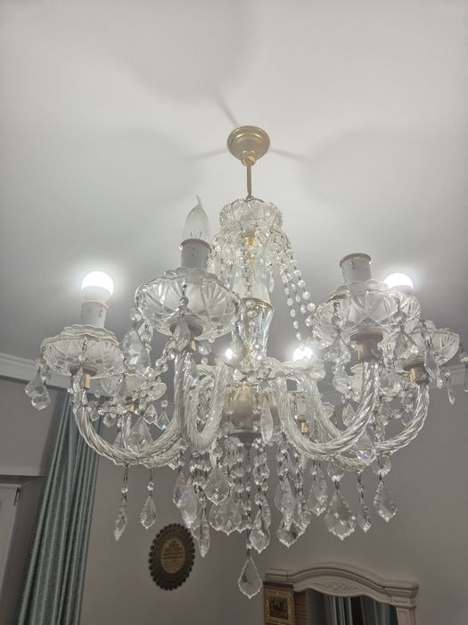 Продам люстру хрусталь