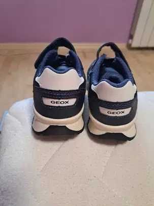 Обувки/маратонки Superfit-27 номер ; маратонки GEOX 28/29 номер