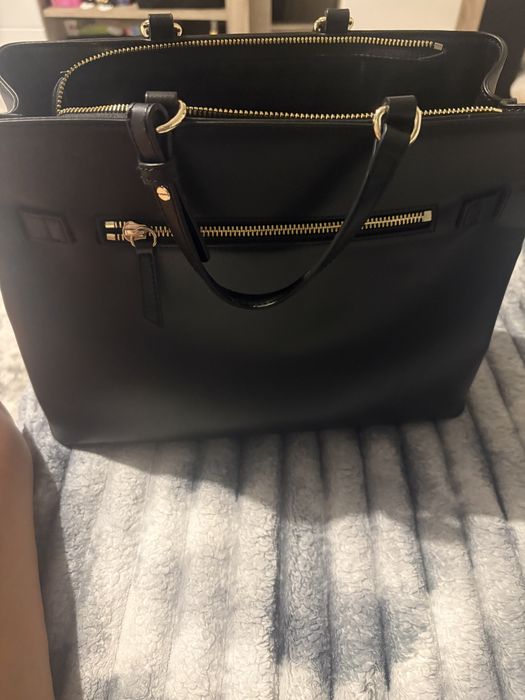 Geantă Tommy Hilfiger neagră originala