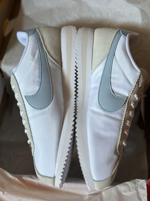 Дамски маратонки Nike Cortez Textile