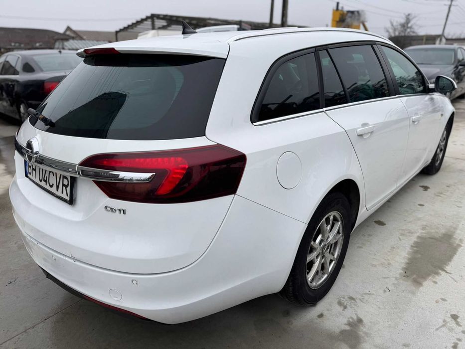 Opel Insignia facelift tourer 2015 2.0 automat avariat lovit avariate