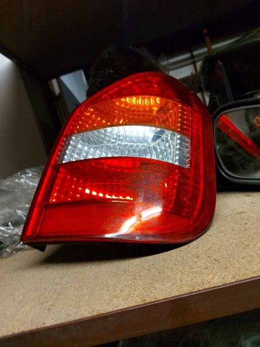 Оригинален стоп   OPEL ZAFIRA A ляв /десен