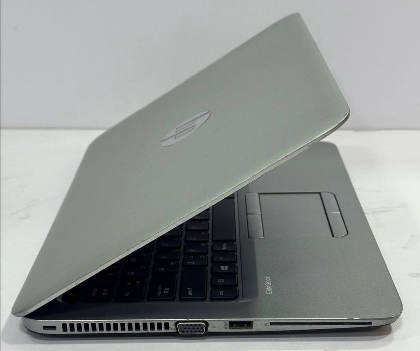 HP elitebook AMD A8