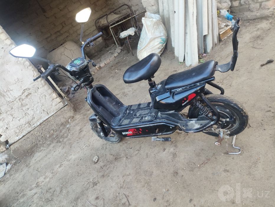 Skuter sotladi aybi akumlator qoyish kerak