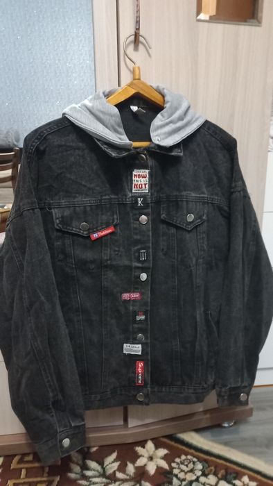 Джинсовая куртка