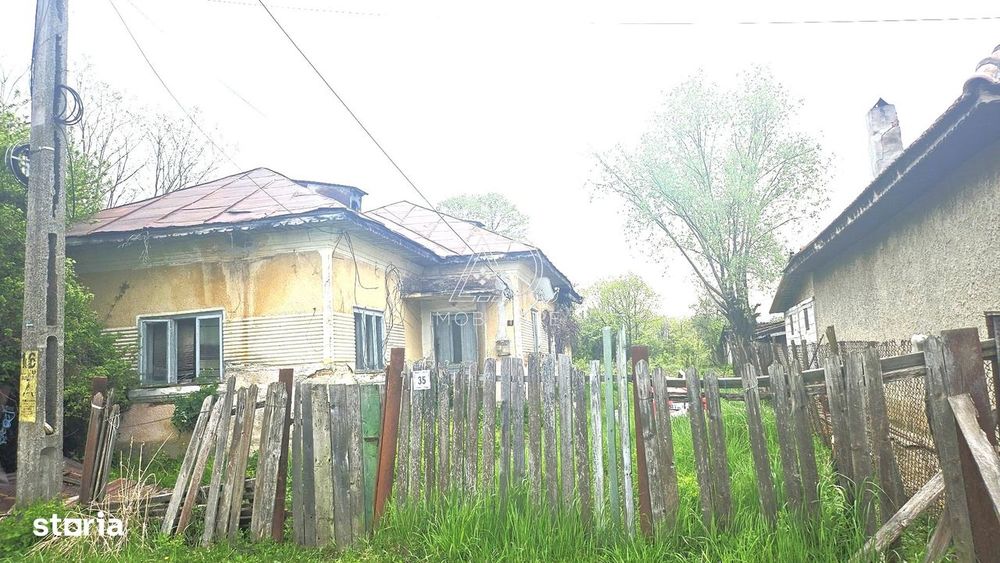 Casă de vânzare în Budieni