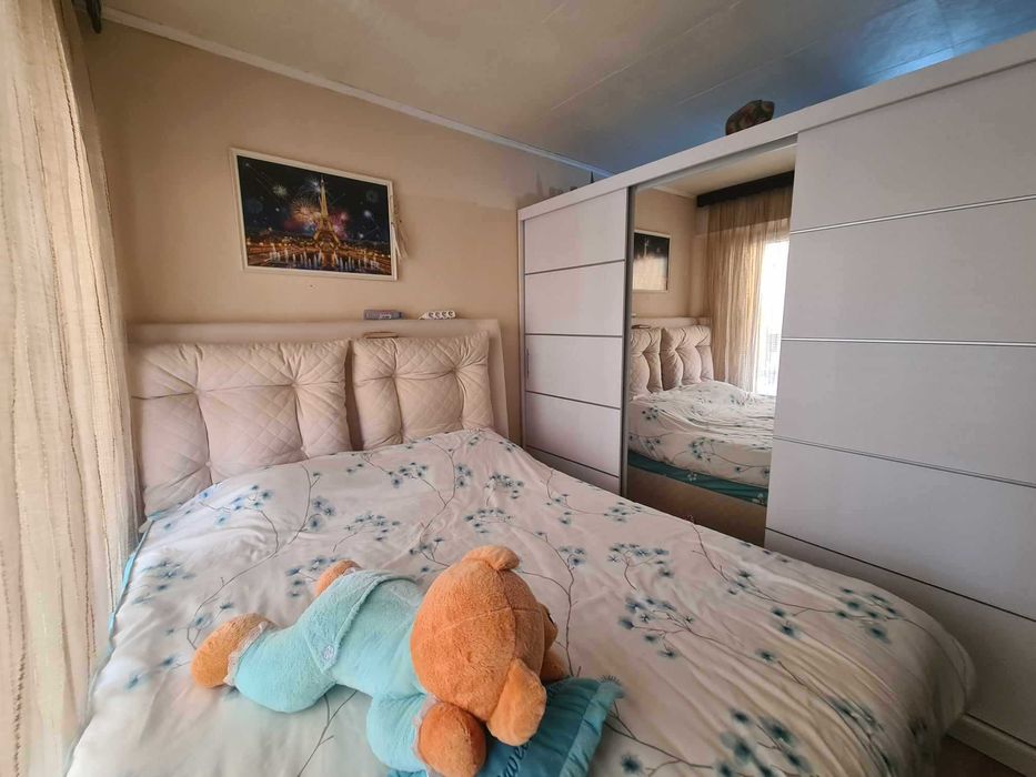 Продава се Двустаен апартамент в Хасково, Възраждане - 62 кв.м за 823 €/кв.м - Снимка #2