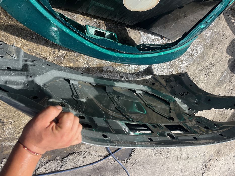 3 броя преден капак Mini Cooper John Works 2023г