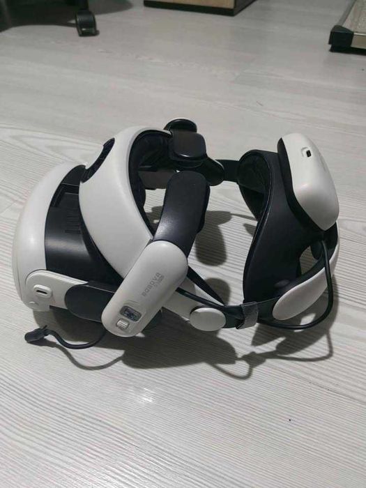 Quest 3 128 GB +Bobovr s3Pro head strap+kiwi facial interface+кабел 5М