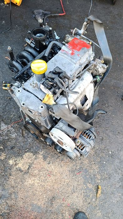 Альмера Рено Ларгус двигатели и коробки