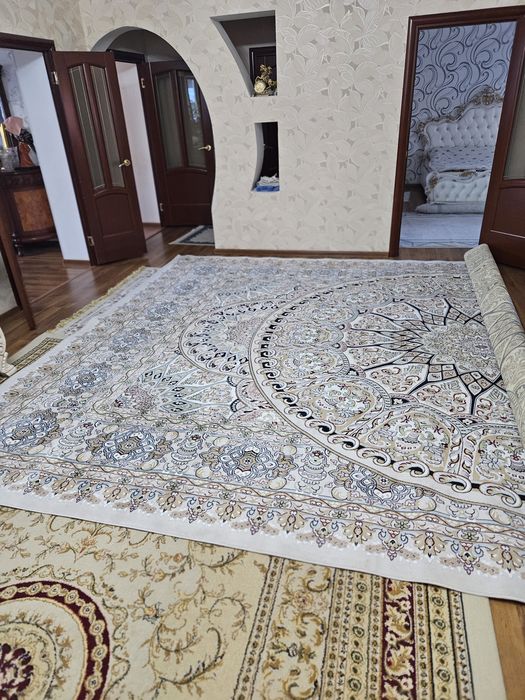 Продам ковёр б/у