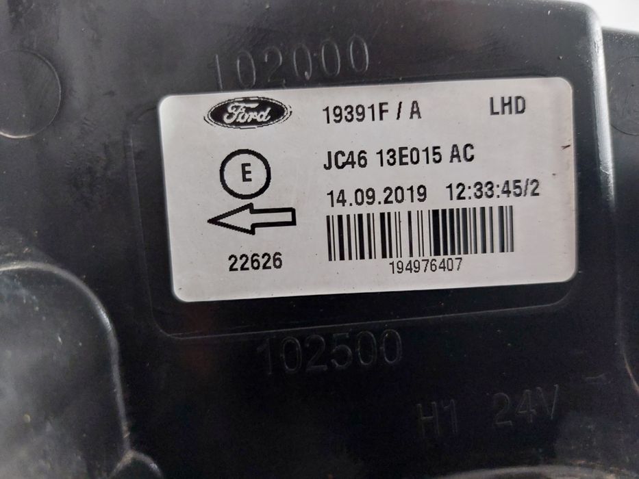 Far faruri stanga dreapta ford f max  led original