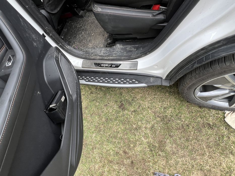 Пороги Geely Okavango