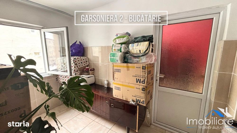 2 Garsoniere de vanzare, Petrosani, Str. Aviatorilor, langa posta