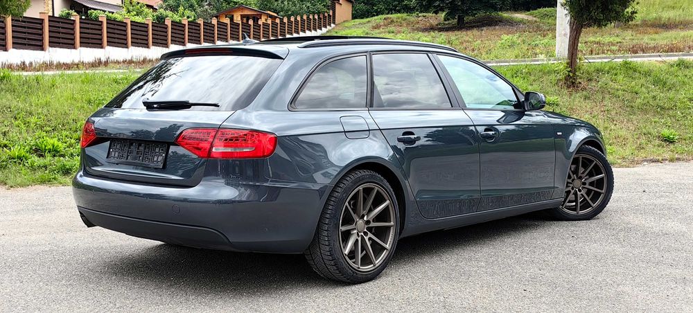 AUDI A4 Avant 2010 — imagine 3