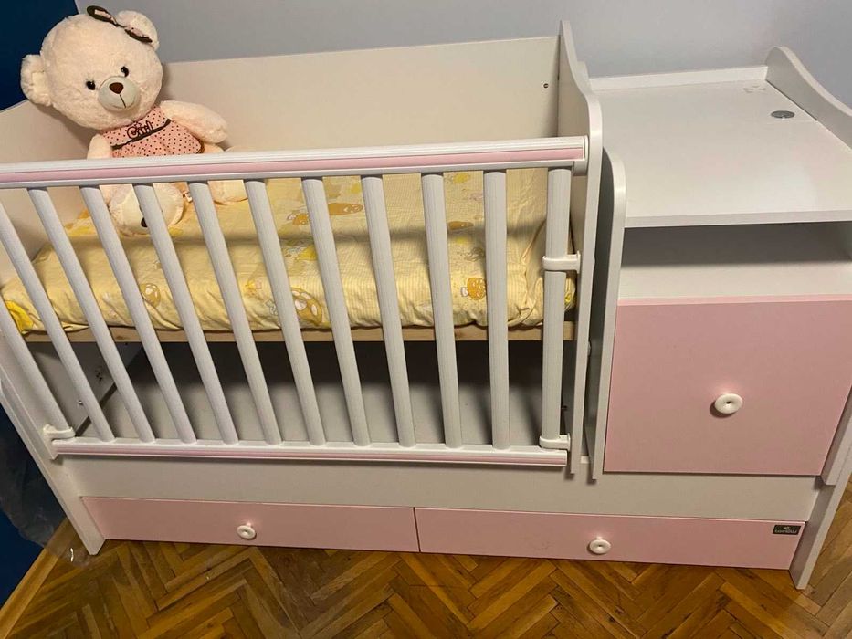 Детско легло тип люлка, почти ново, в отлично състояние!