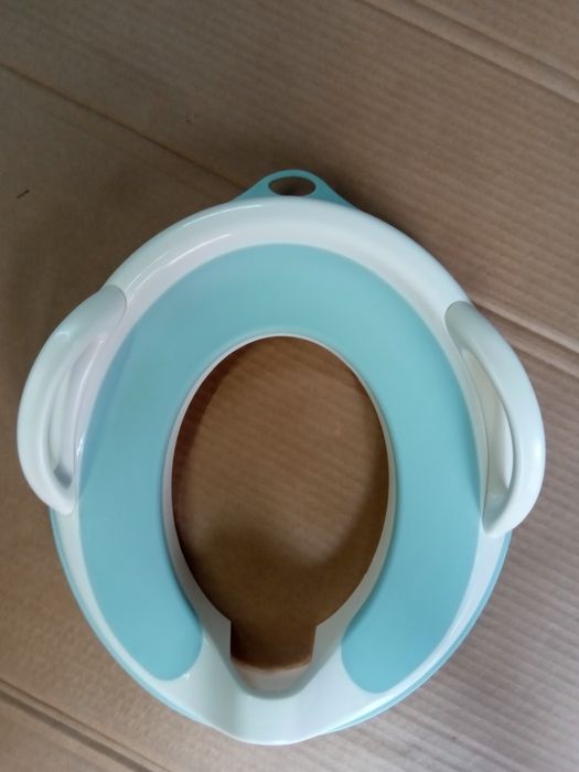 Colăcel wc.copii portabil nou.