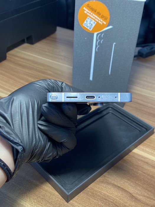 Samsung Galaxy s25 ultra • 512 GB • Titanium Silverblue