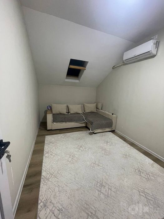 Продается картира г. Янгиюль