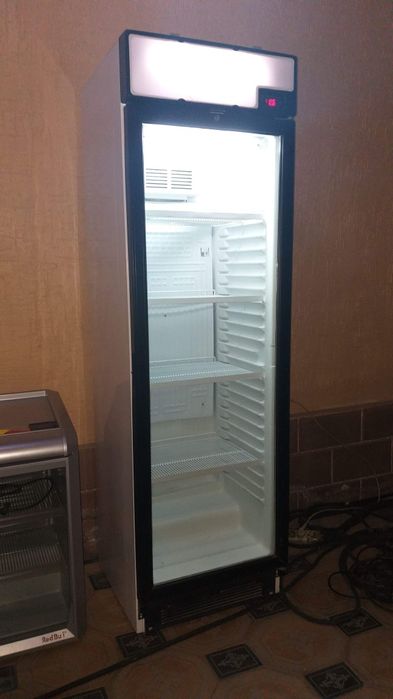 Холодильники для магазина