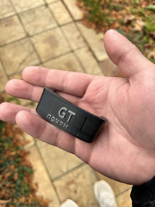 Продавам/изработвам персонализирани емблеми за волан vw