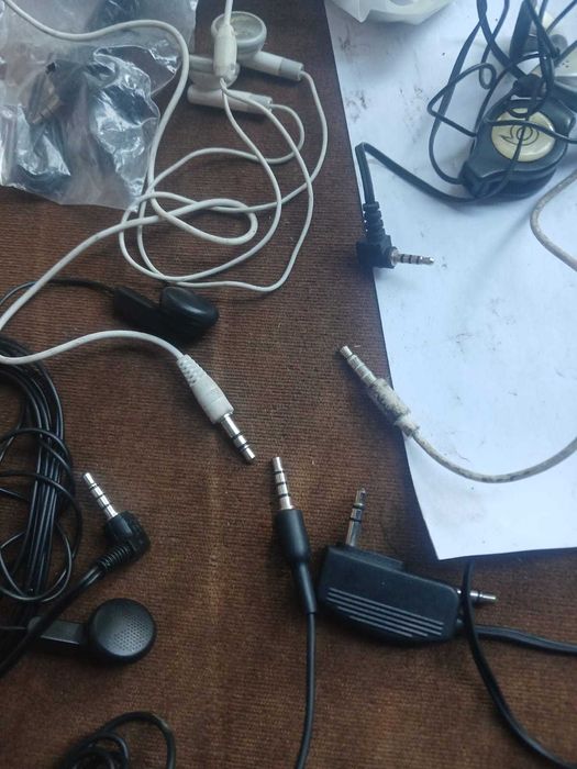наушники проводные продам