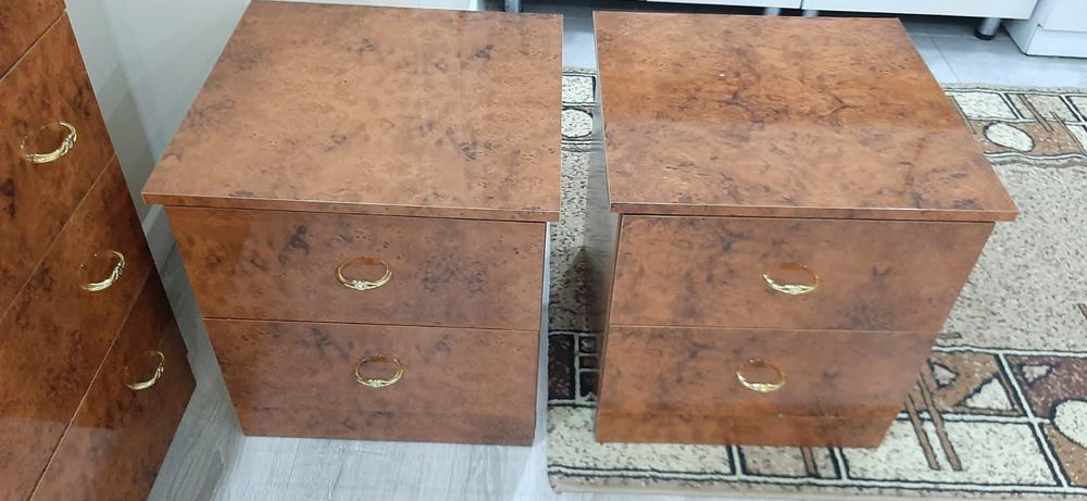Продам спальный гарнитур