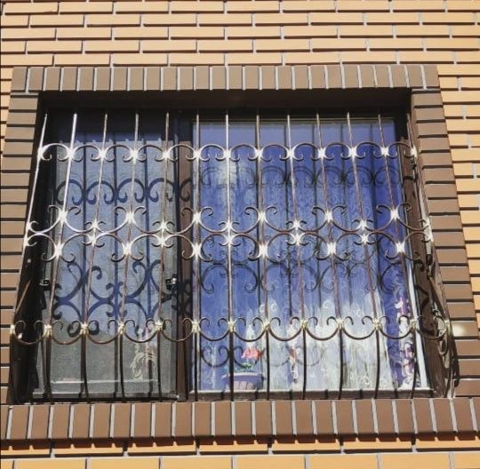 Решетки на окна металлические