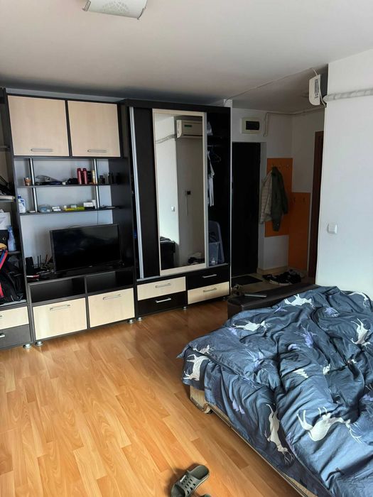 Garsoniera de închiriat